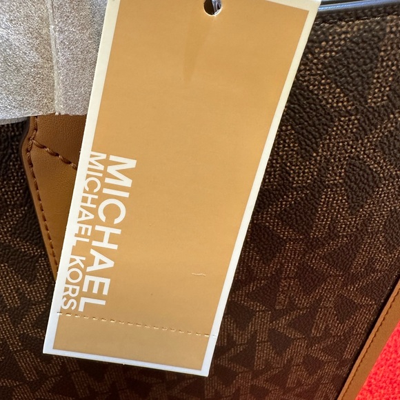 ❤️❤️❤️NEW Michael kors large Tote bag+detachable strap❤️❤️❤️ - Picture 6 of 11